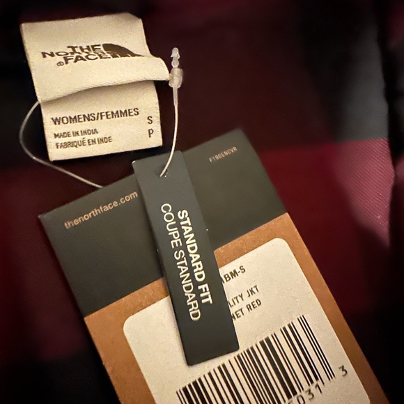 $140 NEW Northface women’s jacket XS - Picture 2 of 5